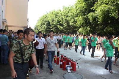 mg冰球突破十大平台智控消防演习留影