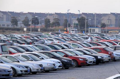 大型公共停车场系统该如何设计配置？