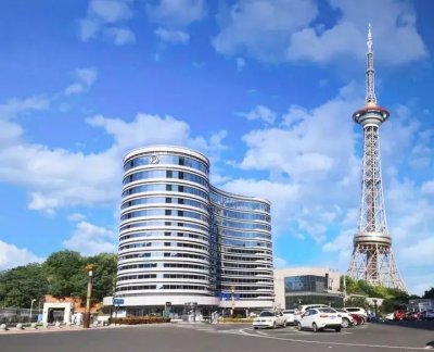 【mg冰球突破十大平台案例】mg冰球突破十大平台设备进驻国内最大的四圆塔组合立体车库