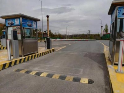 人脸识别道闸系统厂家，道闸生产厂家哪家好