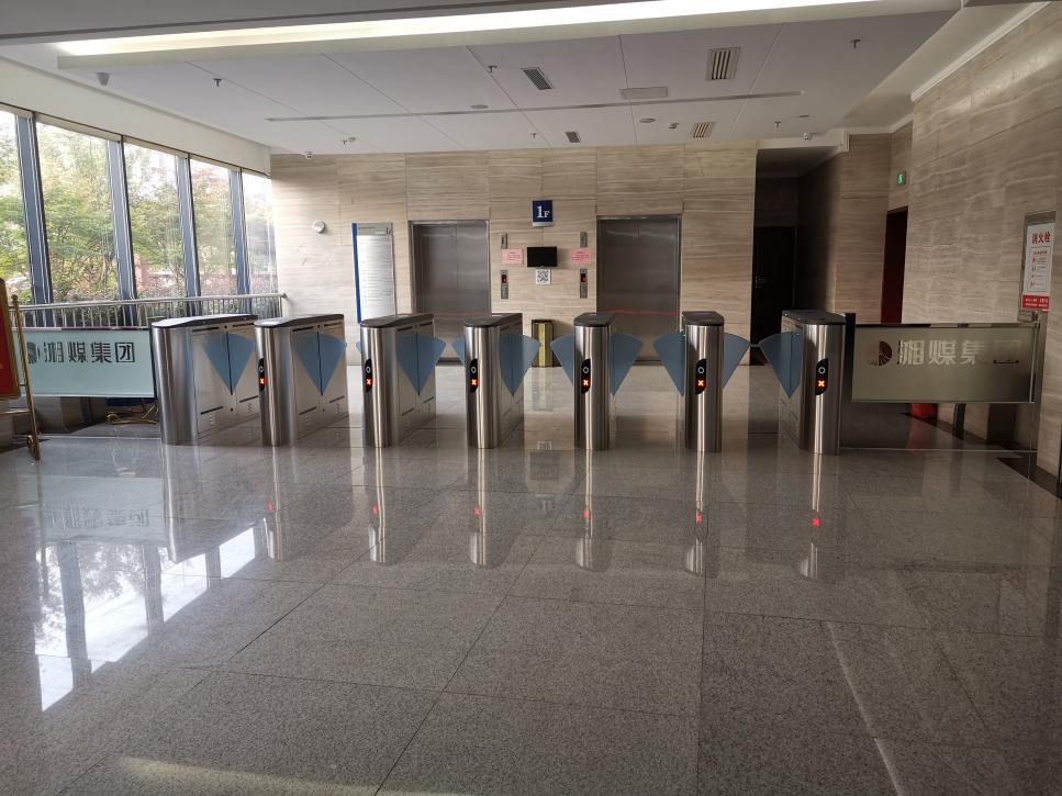 通道翼闸在提高管理效率有哪些方面的重要作用？