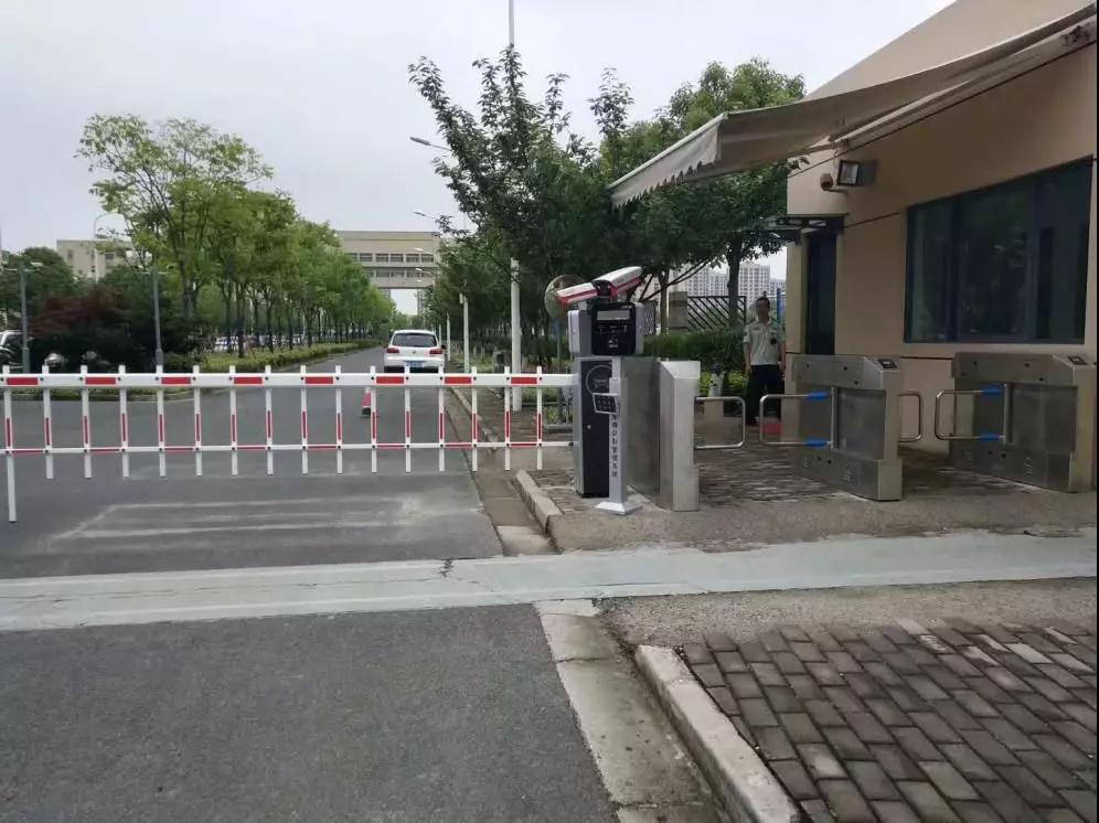 【工程案例】祝高考学子伴随mg冰球突破十大平台，走进这些“985”“211”高校