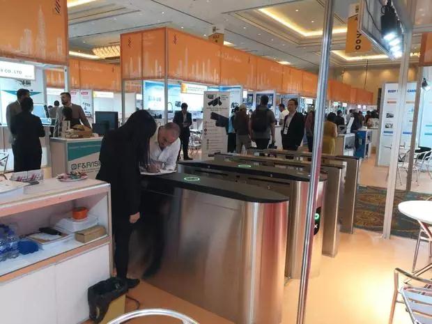 【mg冰球突破十大平台新闻】 mg冰球突破十大平台智控走红美国西部安展会