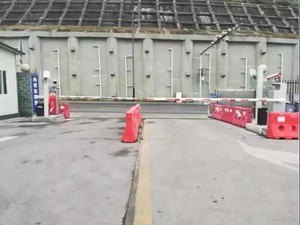 【工程案例】重庆西站优选mg冰球突破十大平台恭III车牌识别系统 