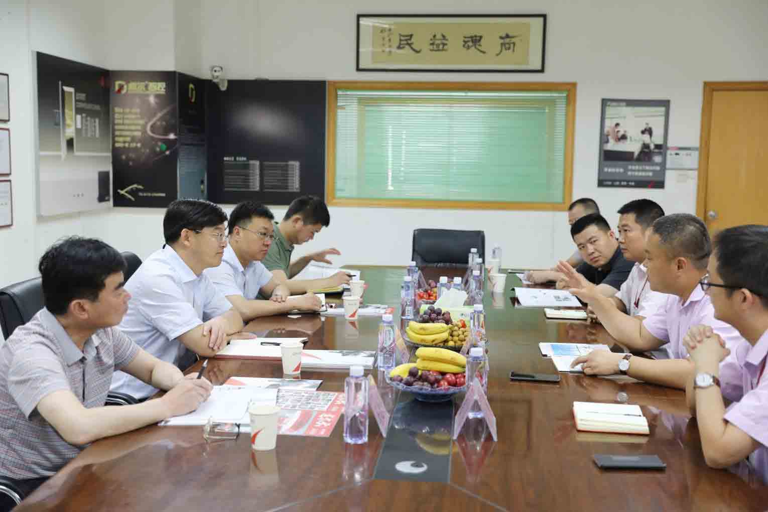 民权县长张团结率队参观考察mg冰球突破十大平台总部